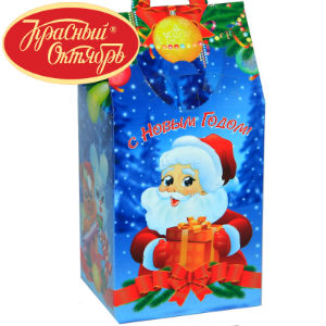 Детский подарок на Новый Год  в картонной упаковке весом 700 грамм по цене 584 руб